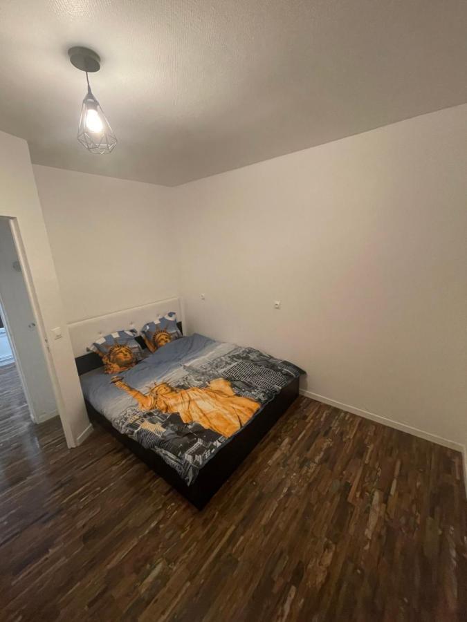 شقة Logement Lagny Sur Marne Disneyland Paris المظهر الخارجي الصورة